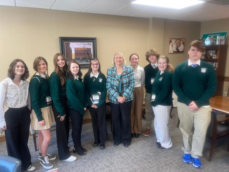 4-H students stopped by while they were at the Capitol
